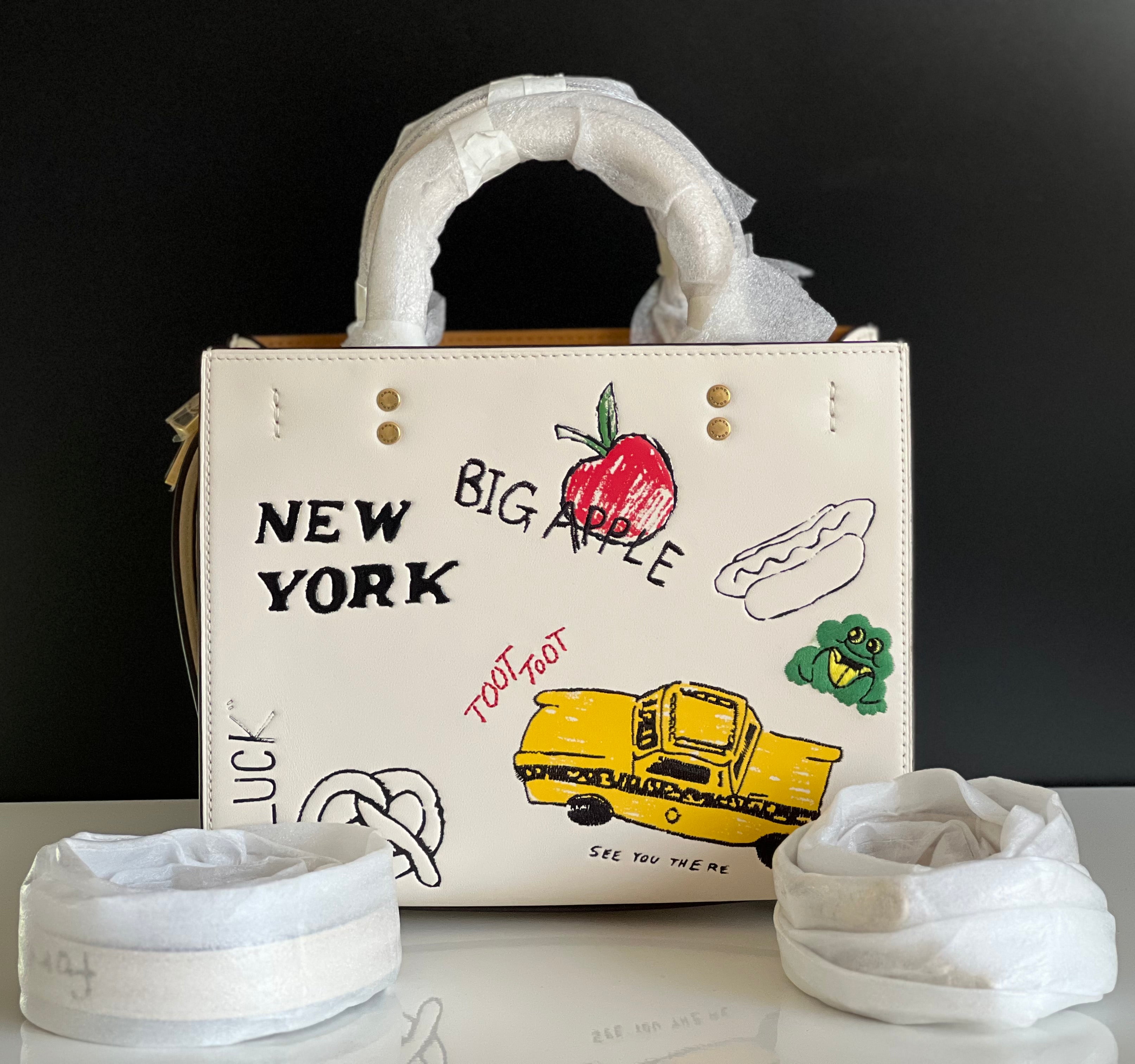 バッグ COACH Rogue 25 Japan Limited Apple Print Coach Rogue 25 Satchel with New York Sketch Print CAN04 – Maggsbags